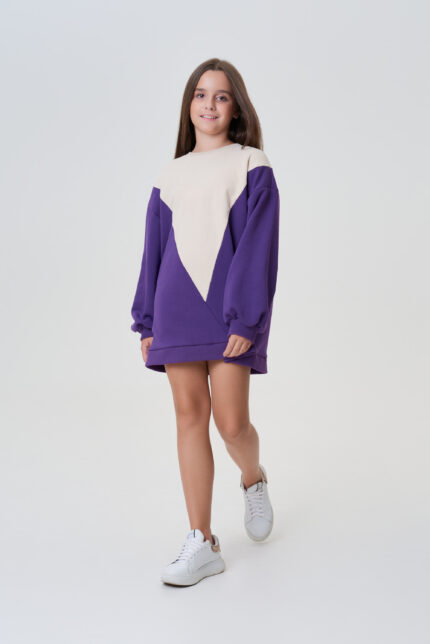 oversize sweatshirt for a girl