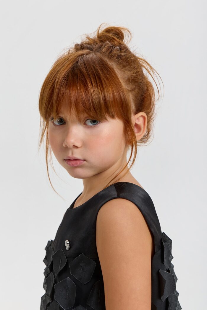 Fancy Dress with necklace - Image 7