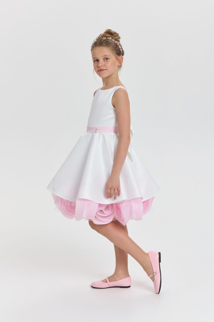 Elegant dress with roses - Image 4